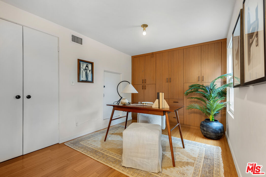 Property photo 44