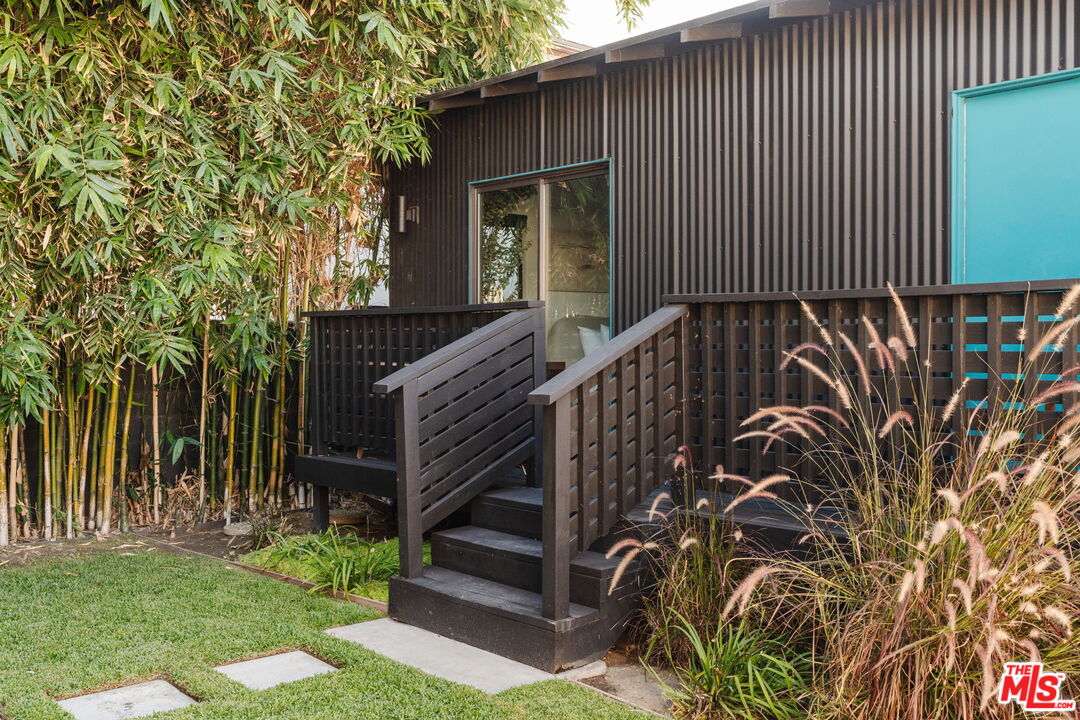 Property photo 32