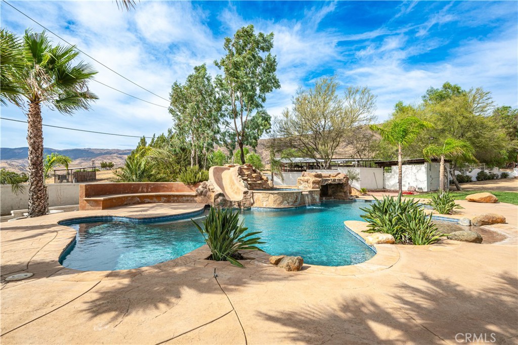 Property photo 38
