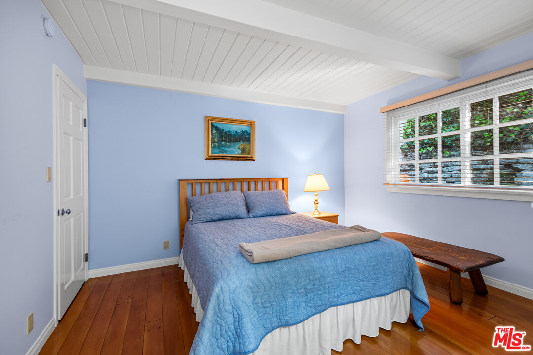 Property photo 38