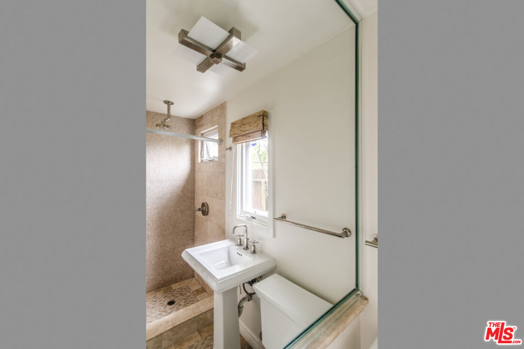 Property photo 50