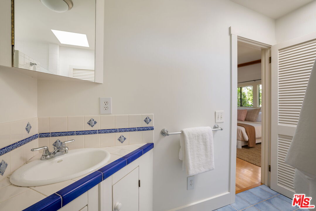 Property photo 37