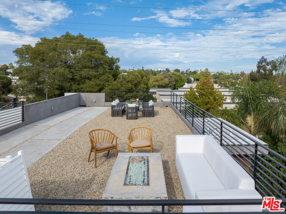 Property photo 50