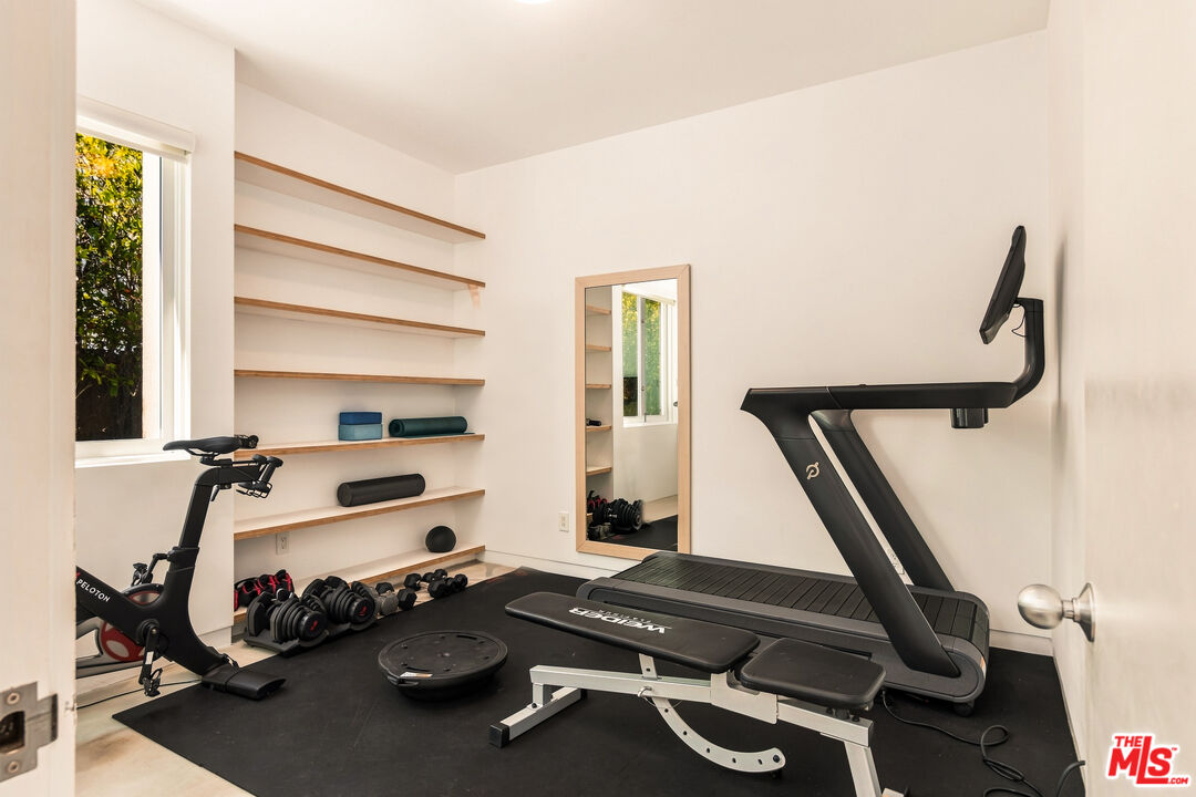 Property photo 32