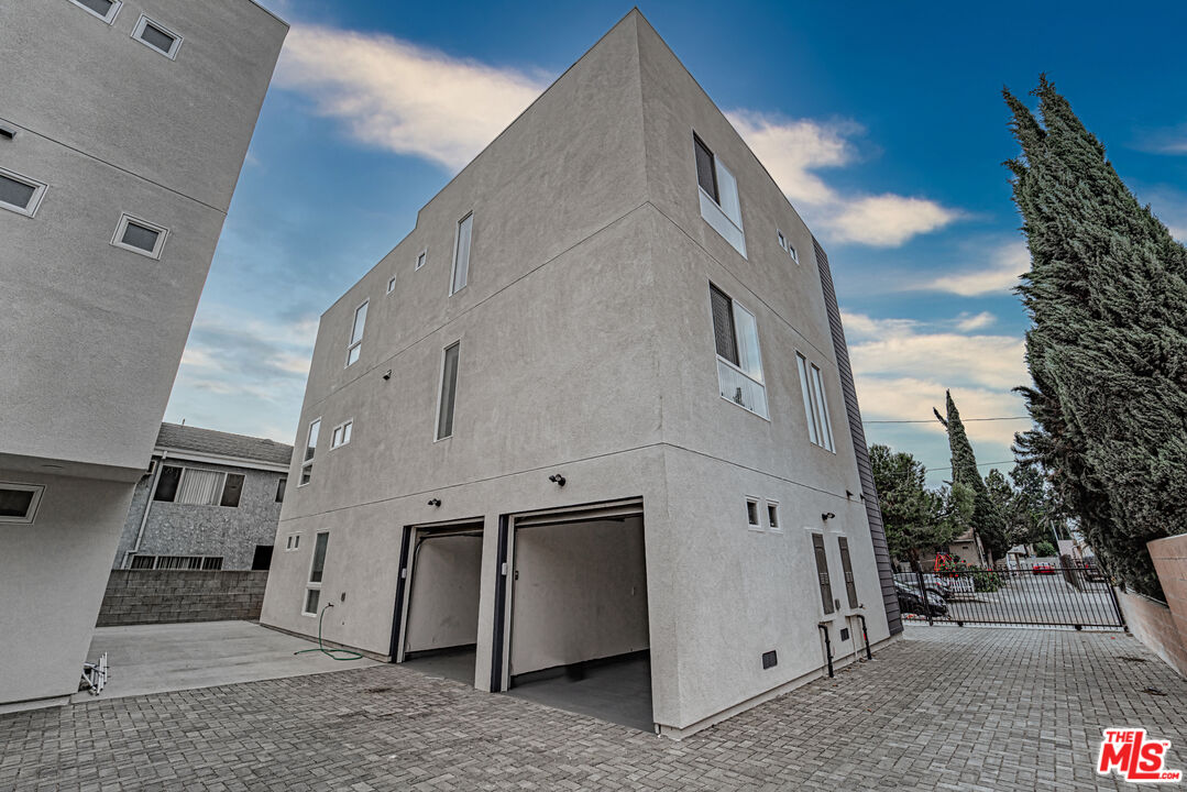 Property photo 24