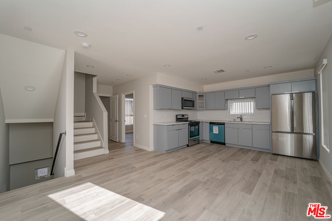 Property photo 44
