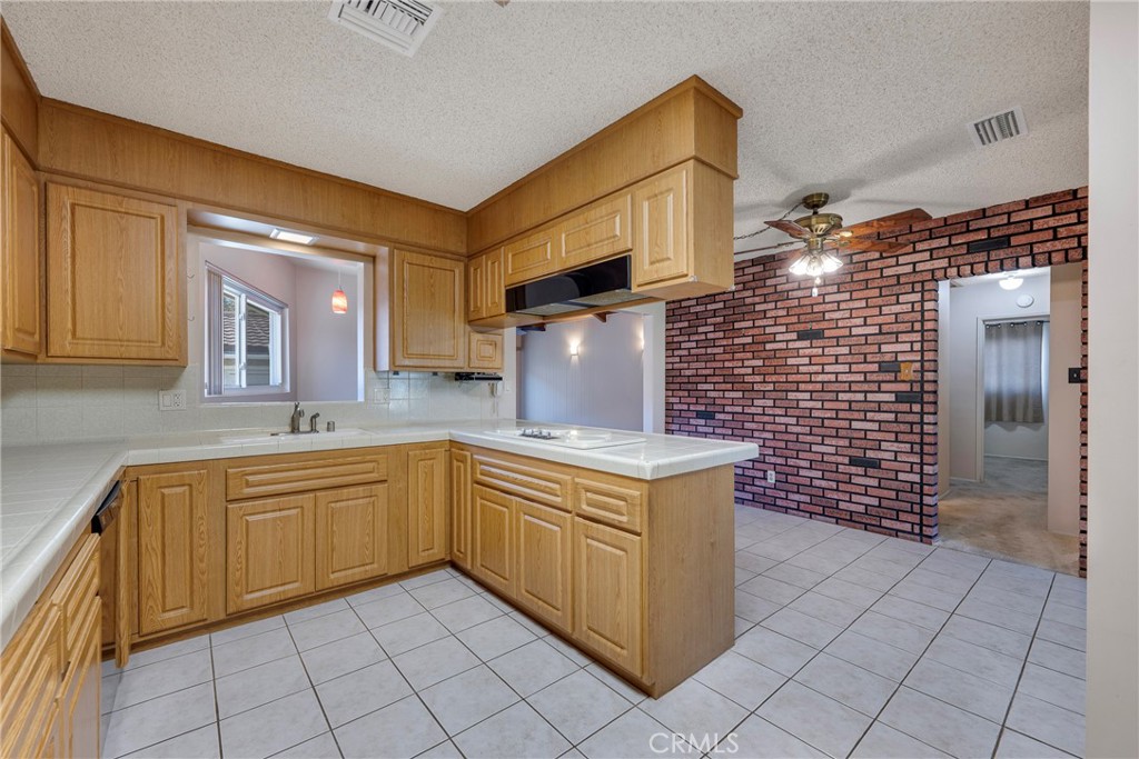 Property photo 50