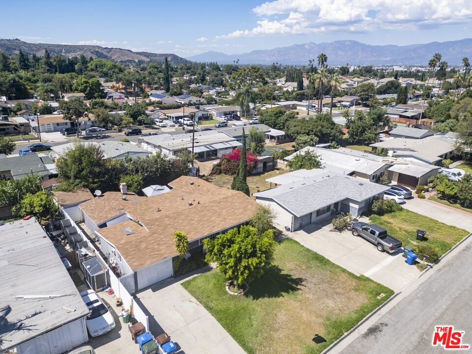 Property photo 35