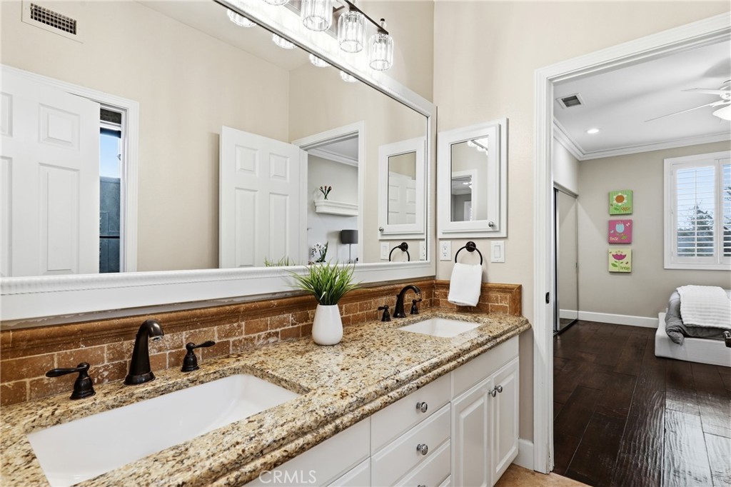 Property photo 50