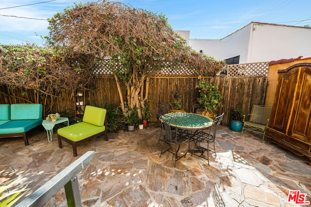 Property photo 25