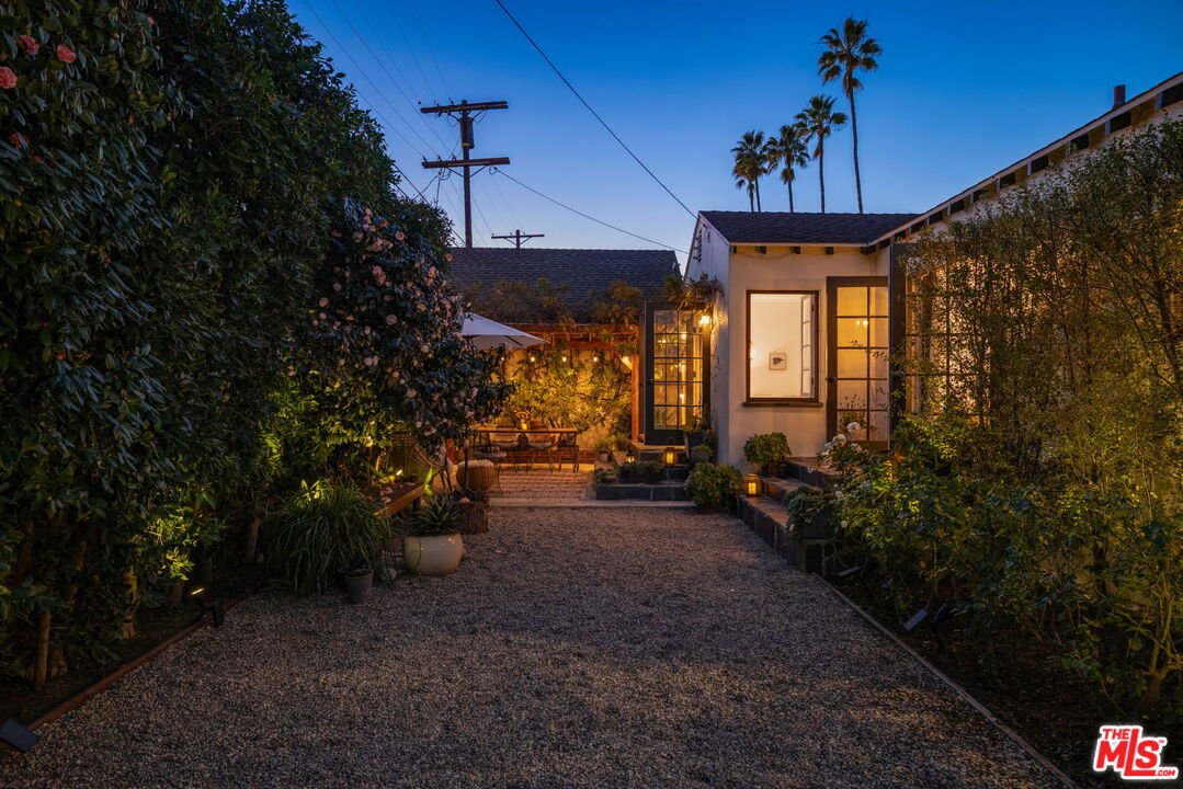 Property photo 31