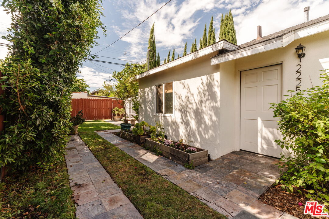 Property photo 48