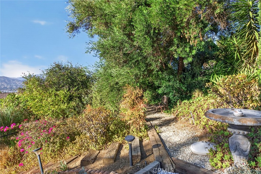 Property photo 33