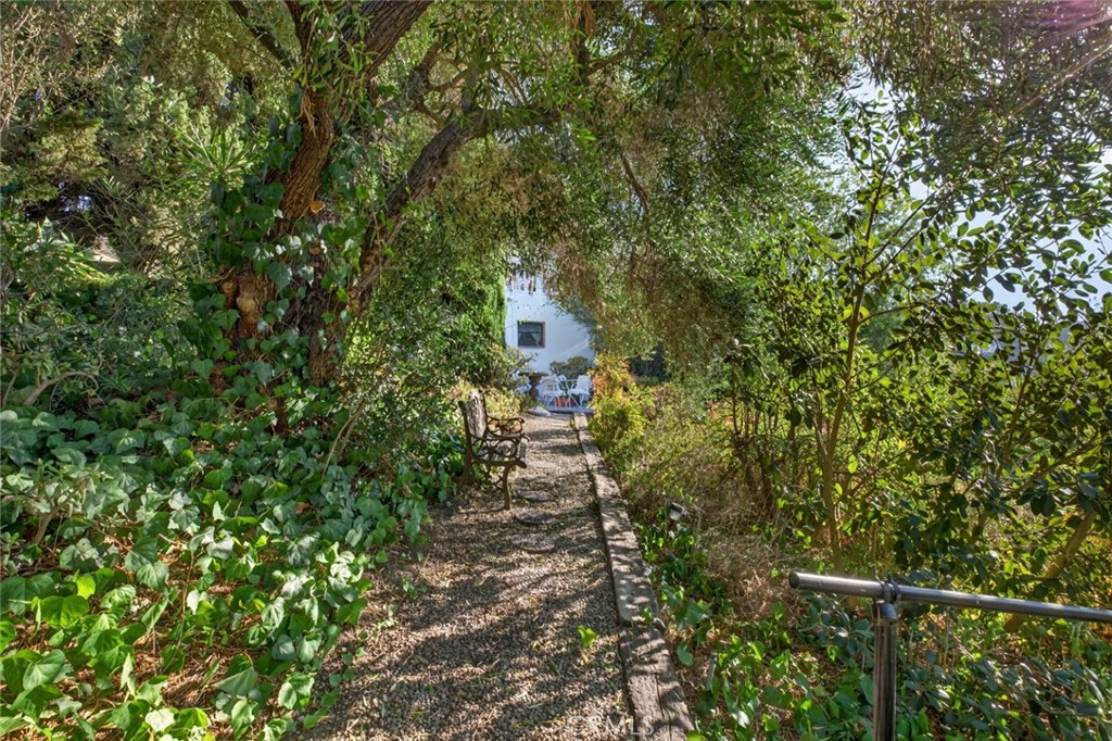 Property photo 34