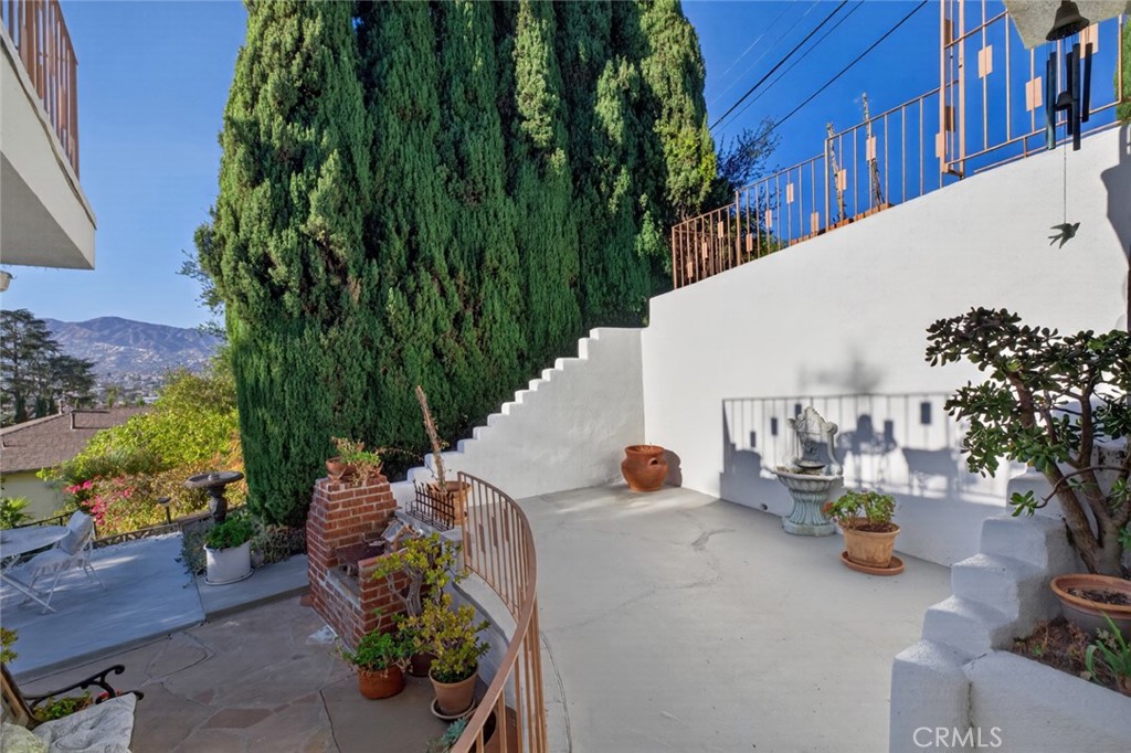 Property photo 44