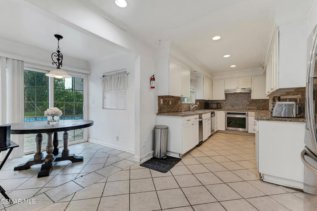 Property photo 28