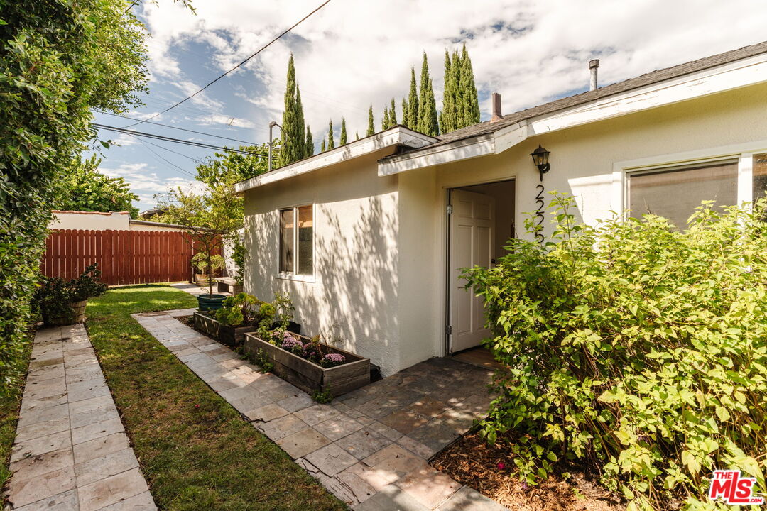 Property photo 32