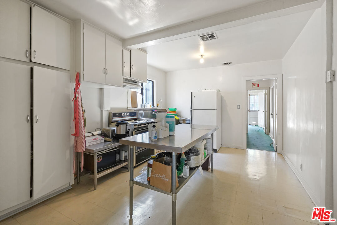Property photo 35