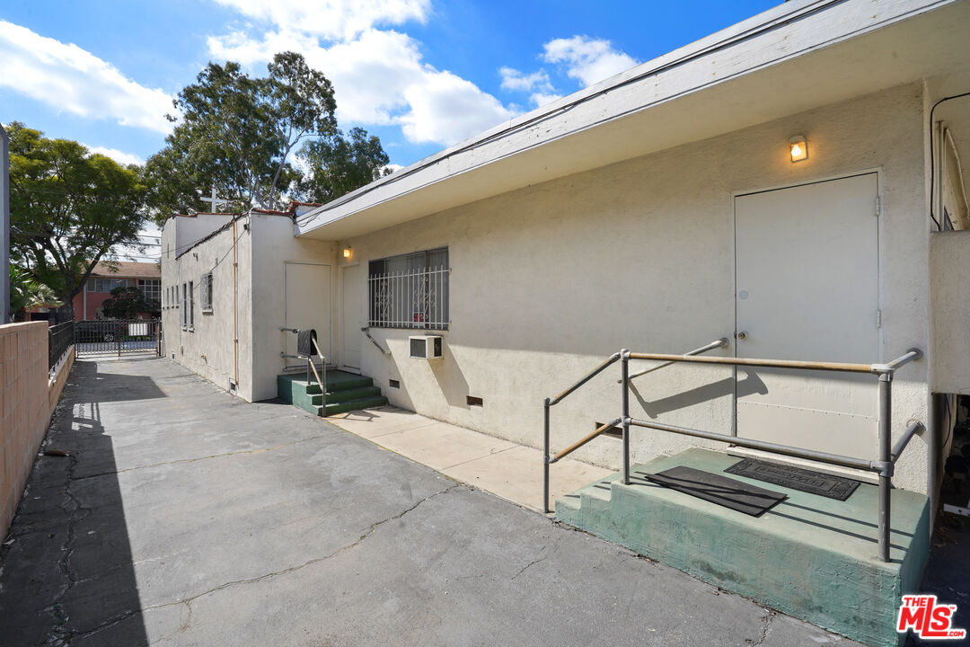 Property photo 44