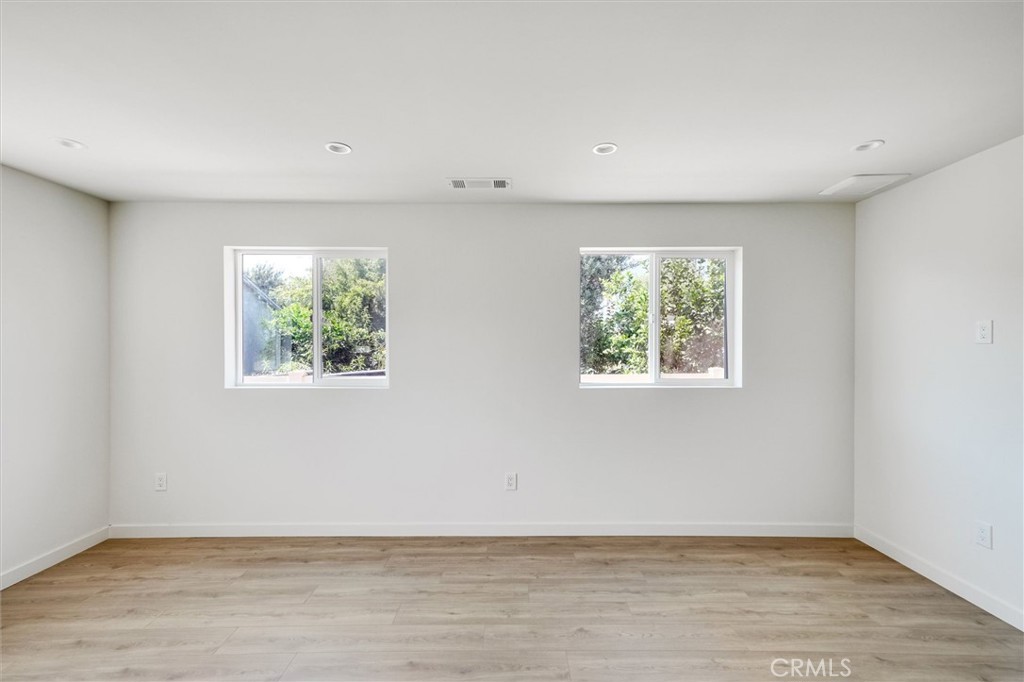 Property photo 50
