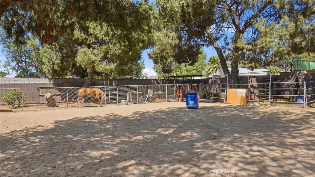 Property photo 43