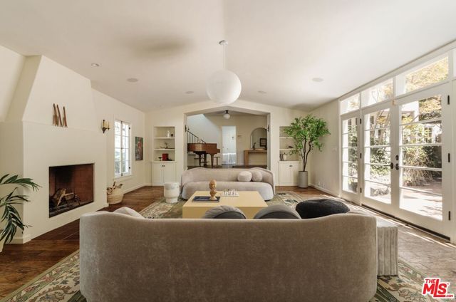 Property photo 24