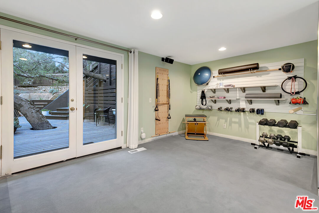 Property photo 34