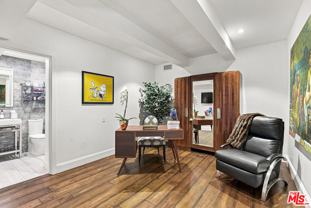 Property photo 31