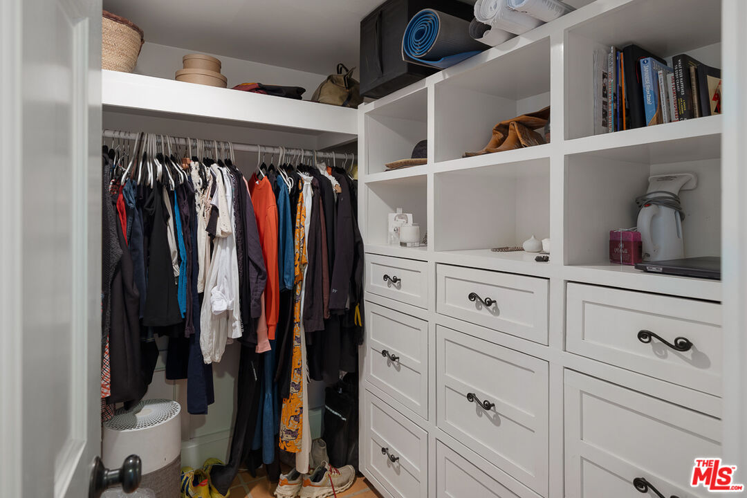 Property photo 42