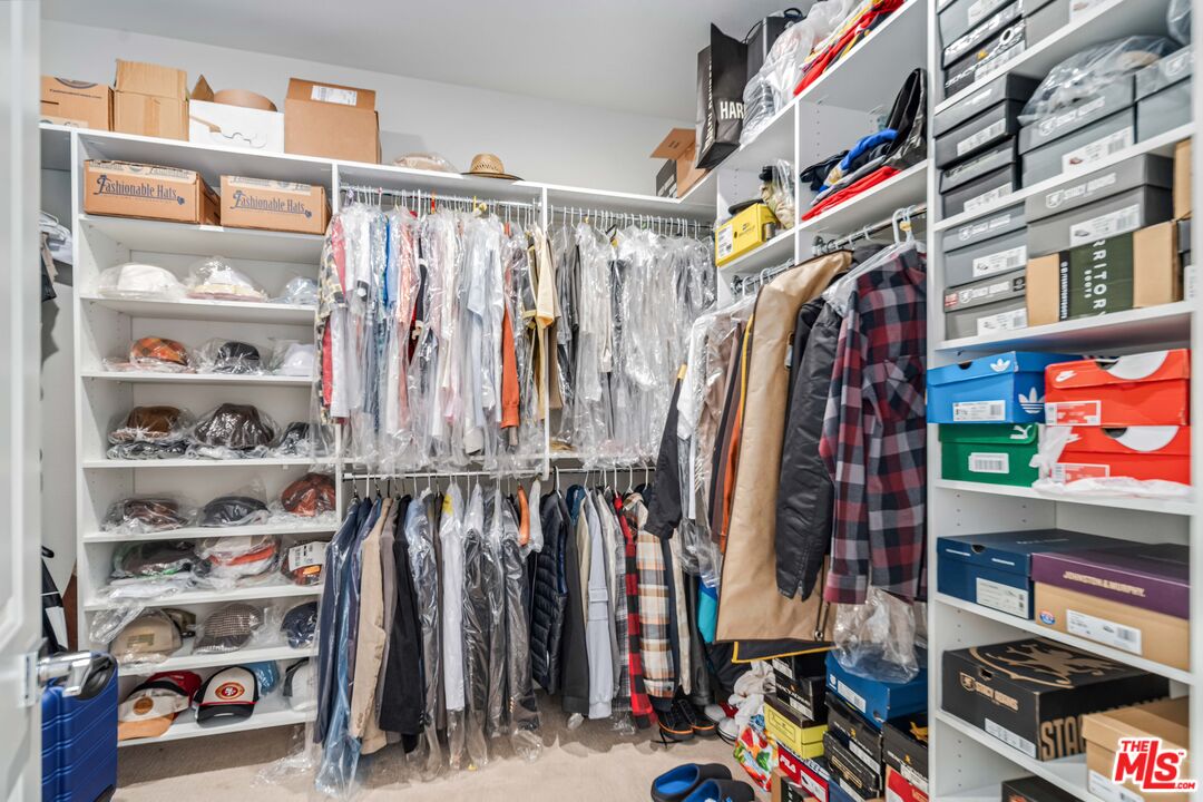 Property photo 36