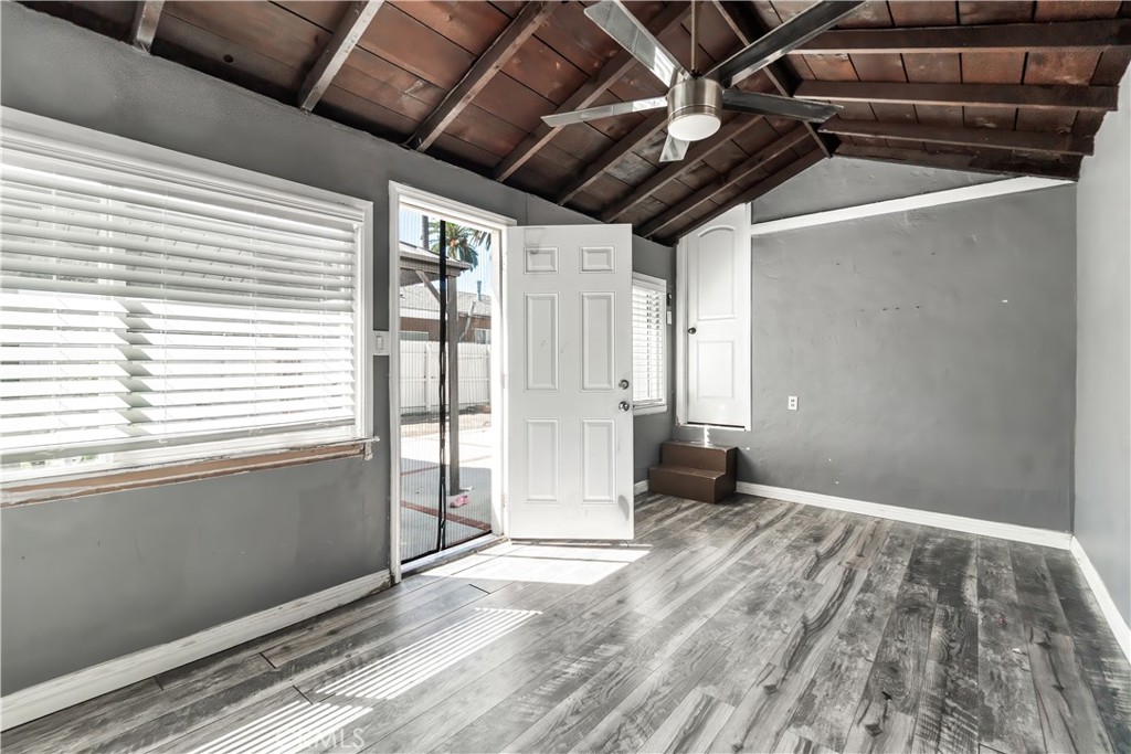 Property photo 33