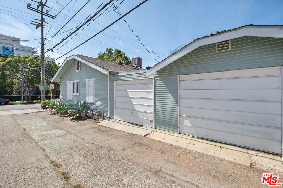 Property photo 28