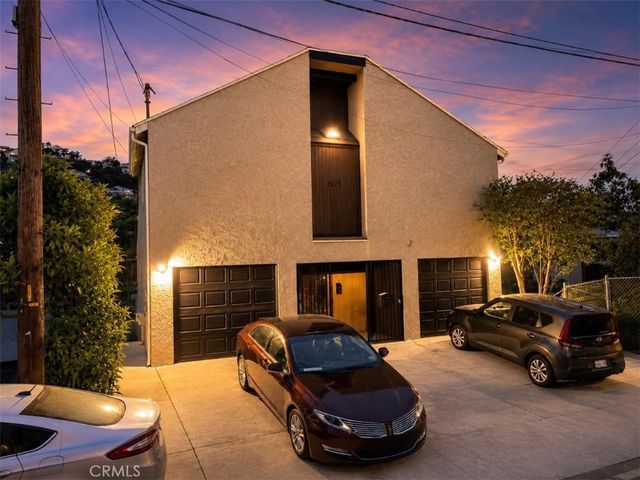 Property photo 32