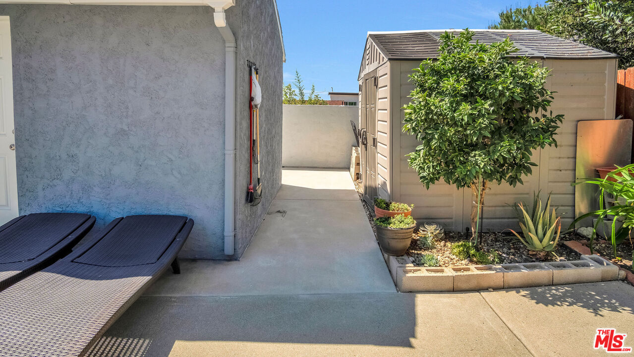 Property photo 32