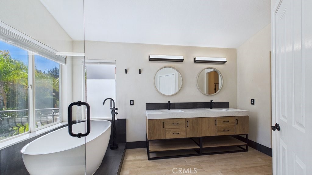 Property photo 50