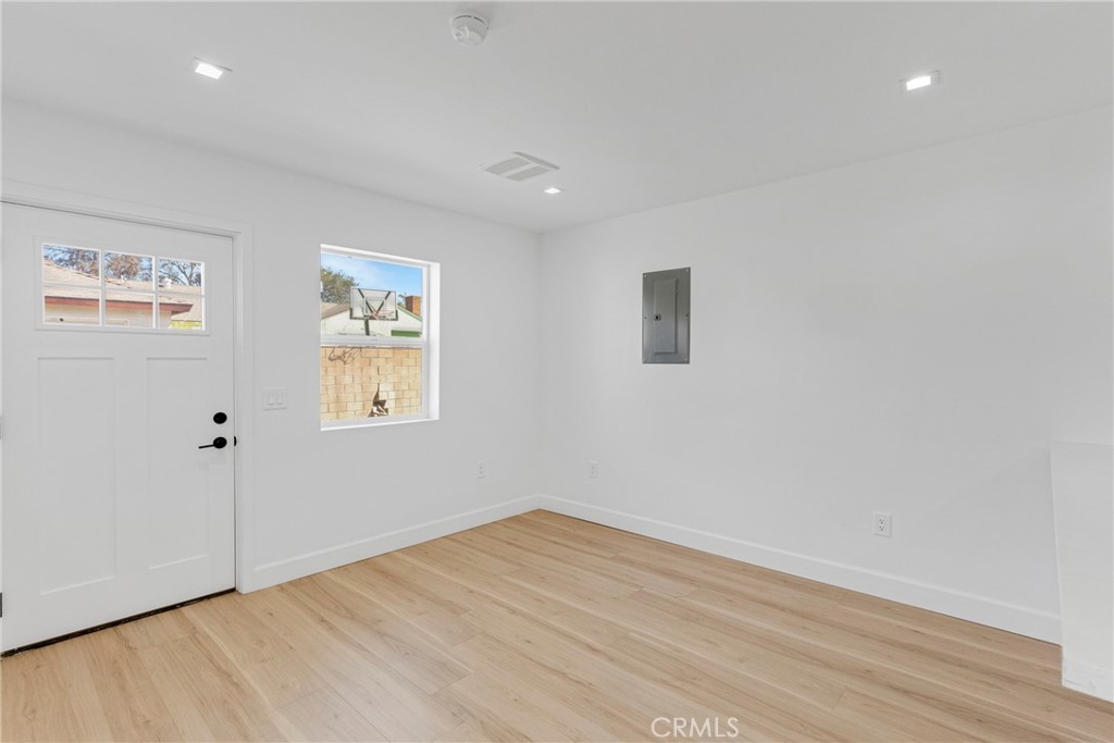 Property photo 44