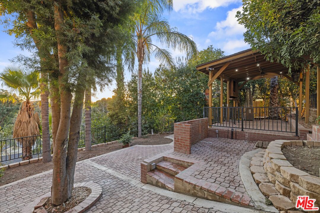 Property photo 42
