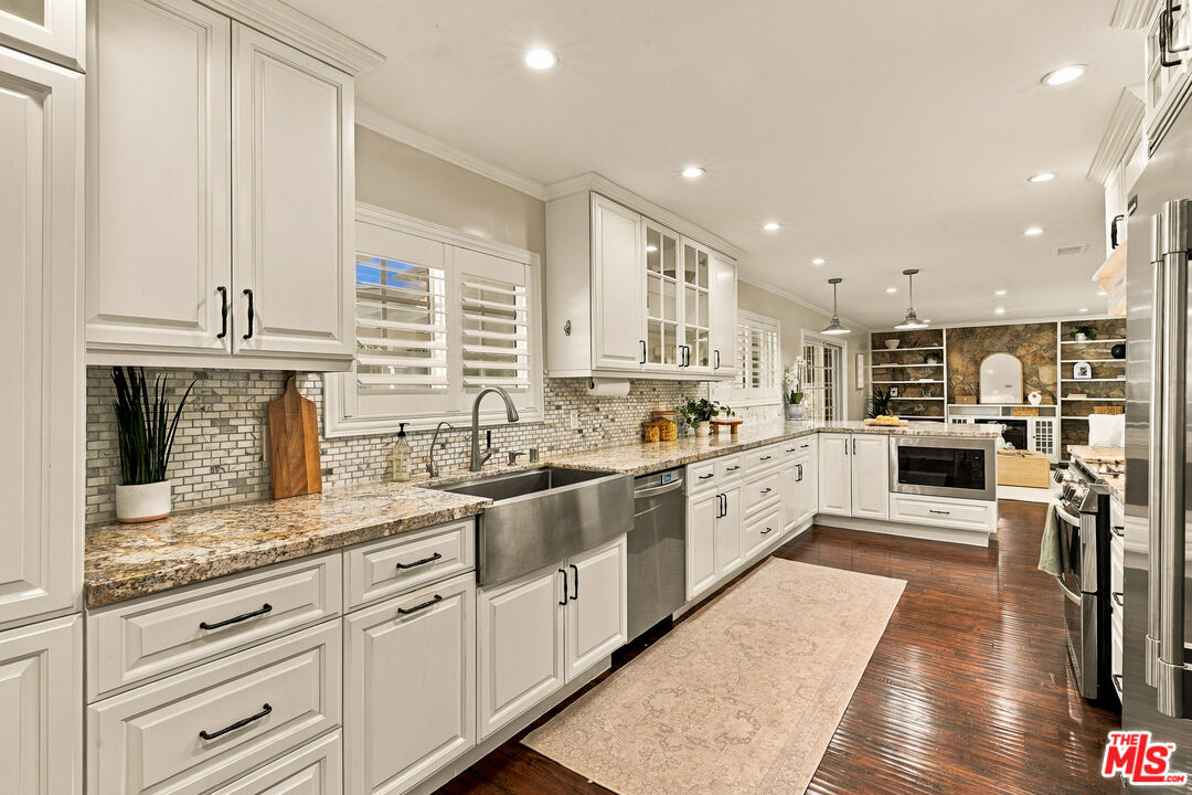 Property photo 42