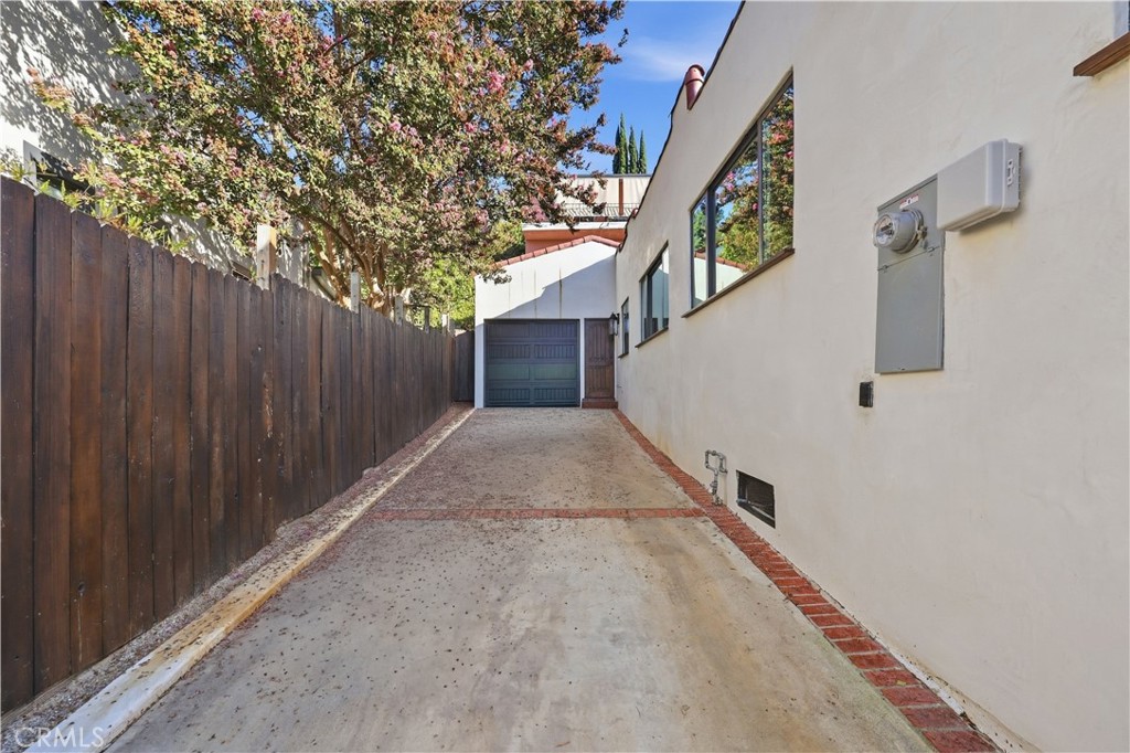 Property photo 36