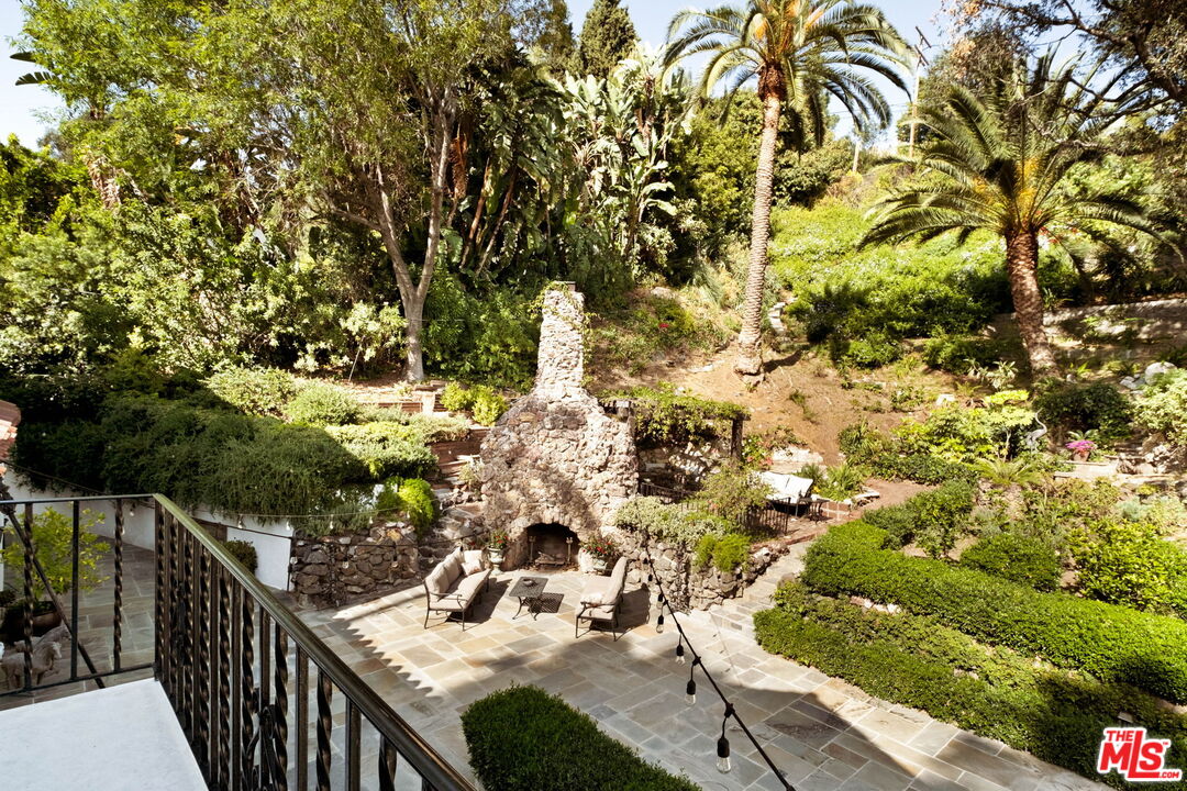 Property photo 37