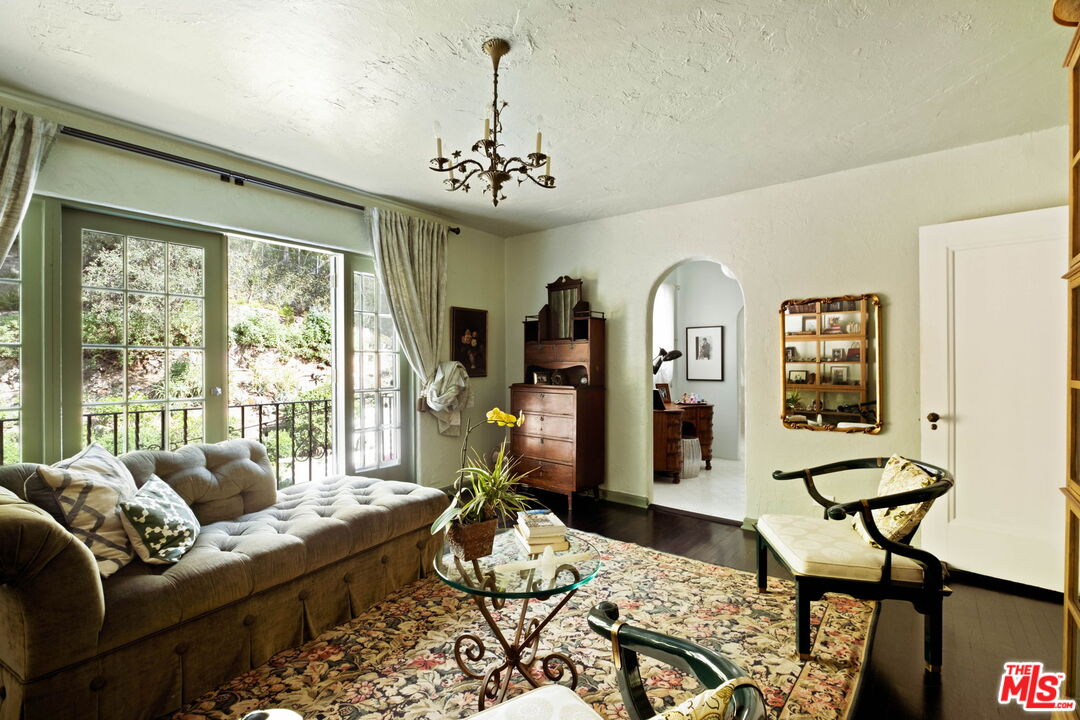 Property photo 38