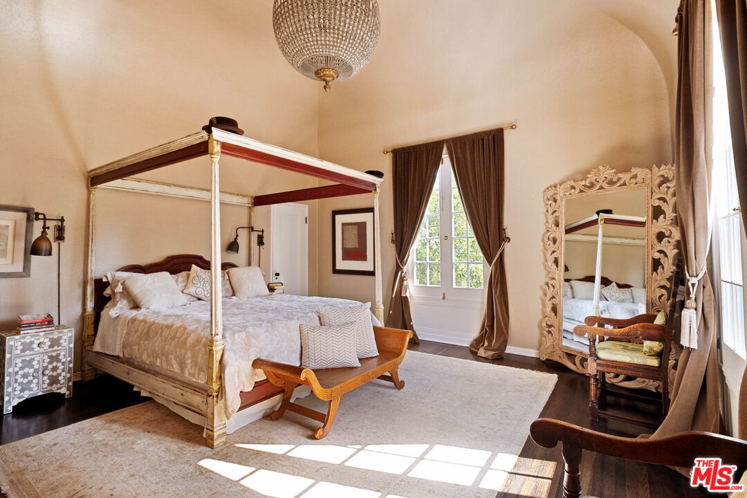 Property photo 43