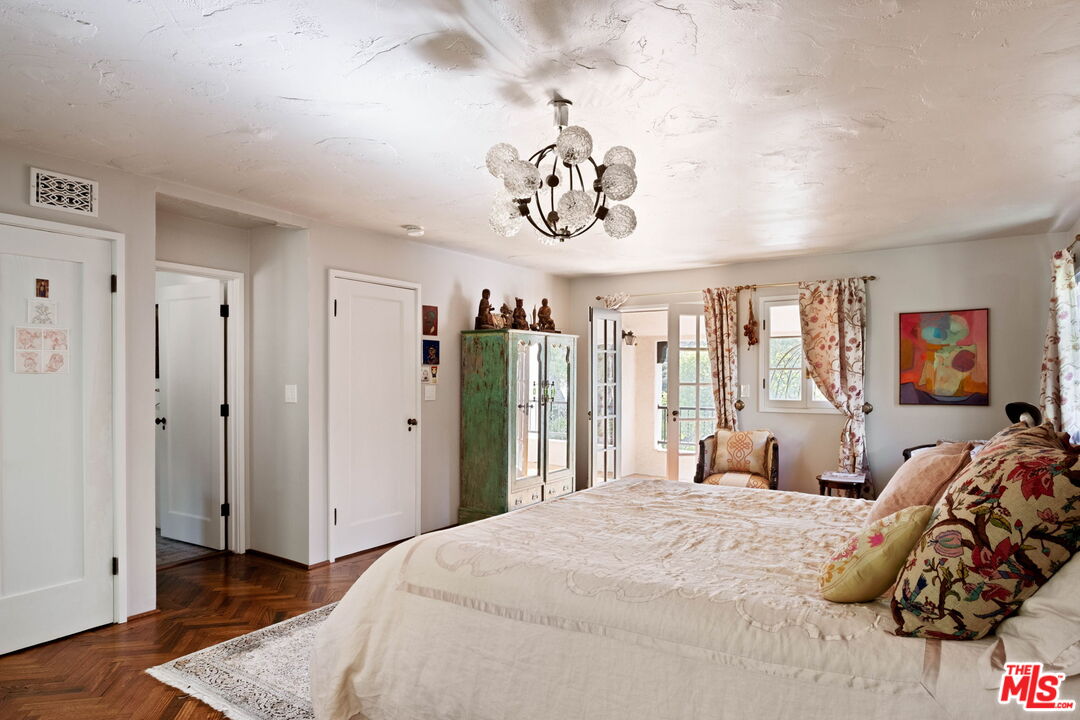 Property photo 50