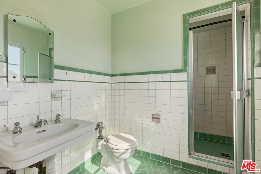 Property photo 37