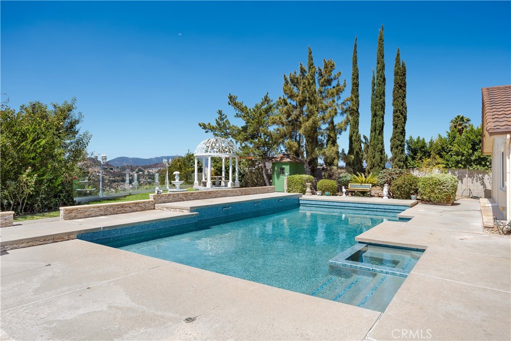 Property photo 44