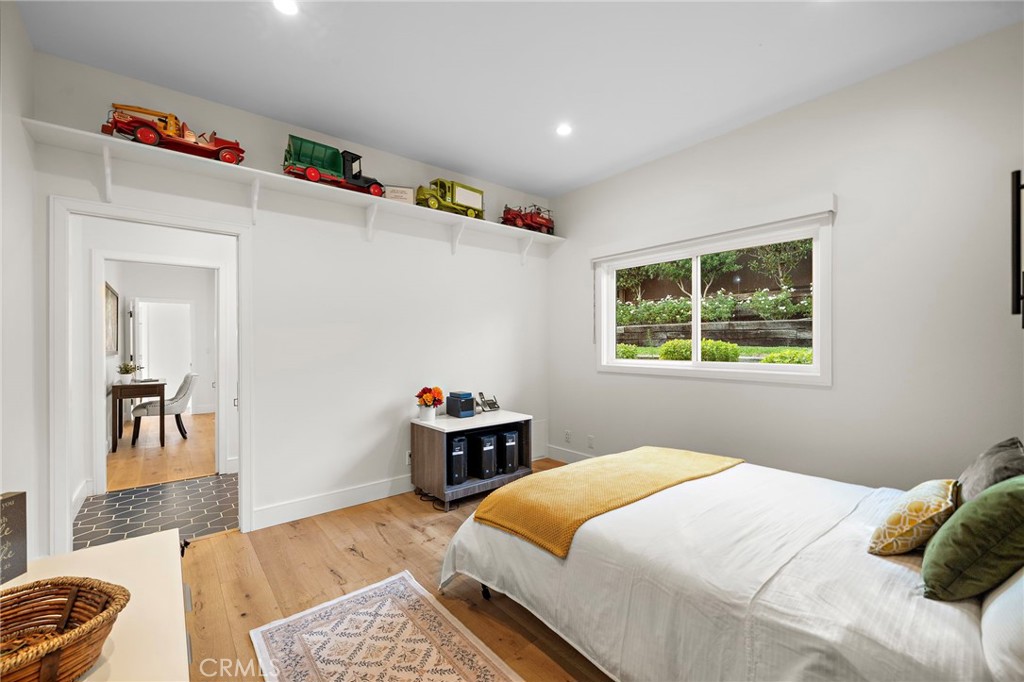 Property photo 43