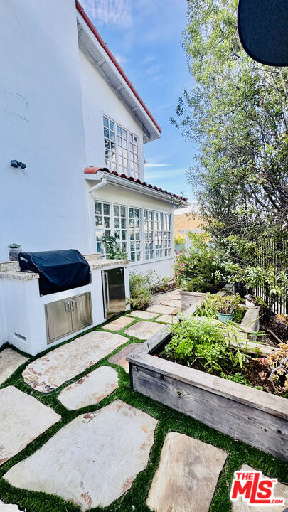 Property photo 33