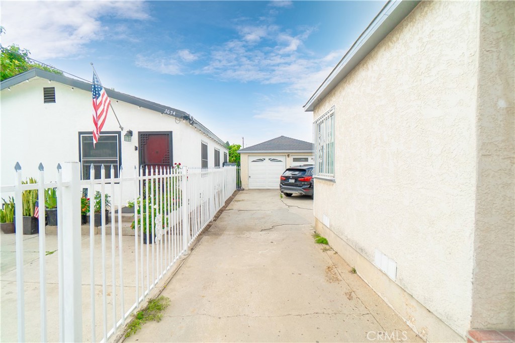 Property photo 31