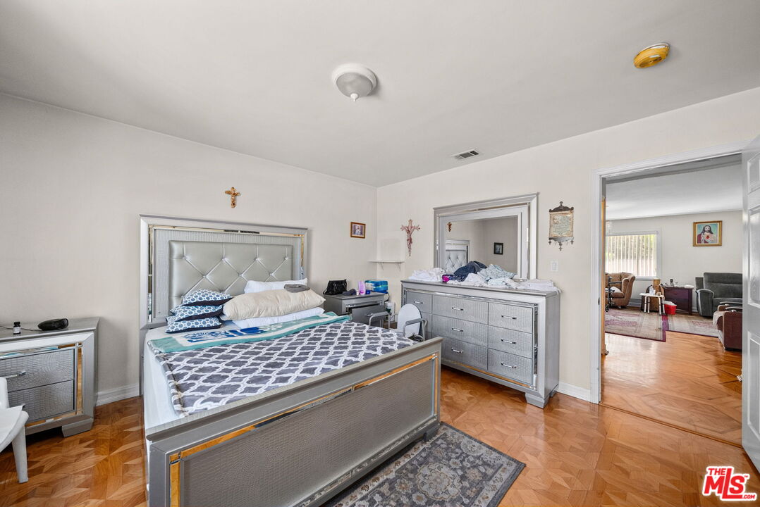 Property photo 42