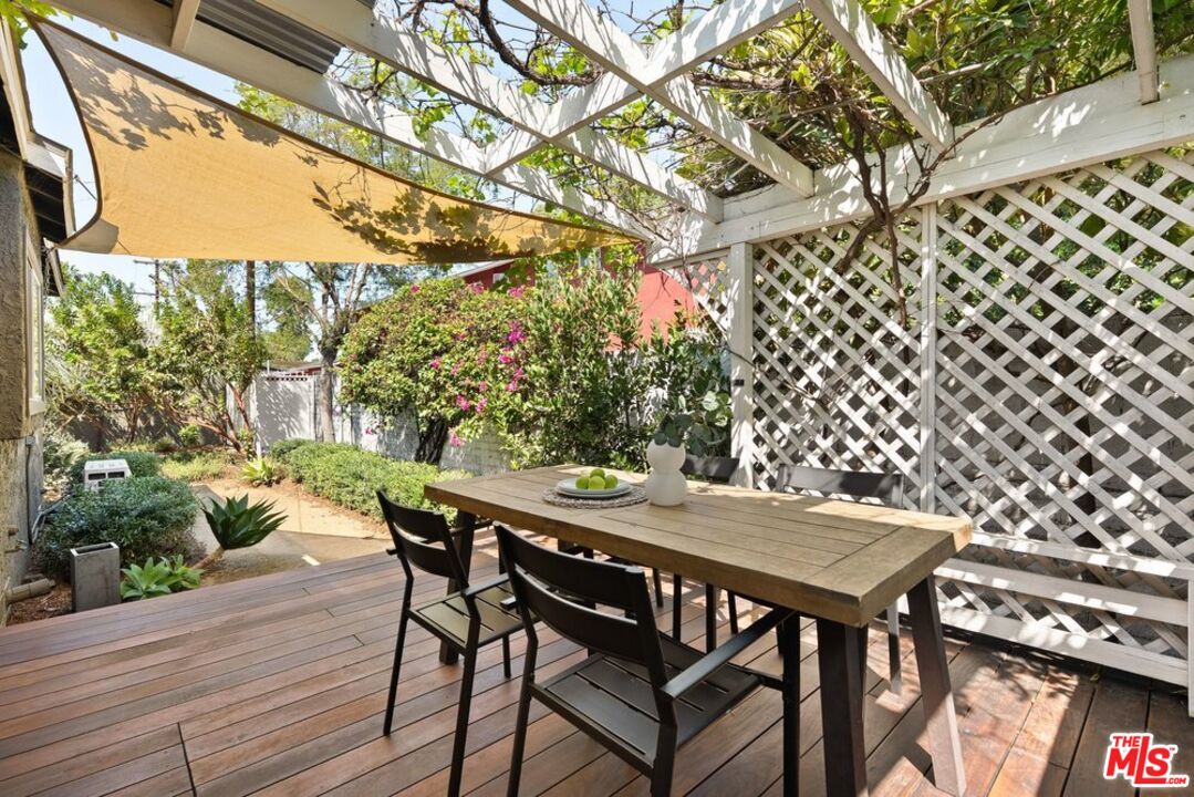 Property photo 38